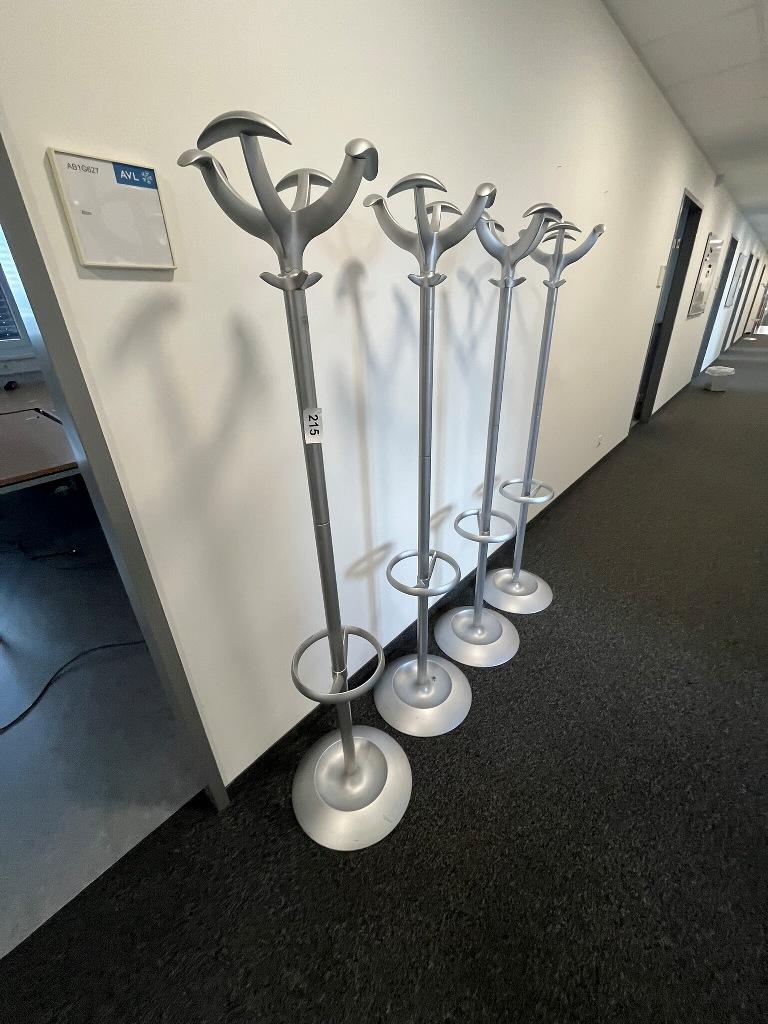4 Stk. Kleiderst&auml;nder?d=2026-09-23 23:07:01