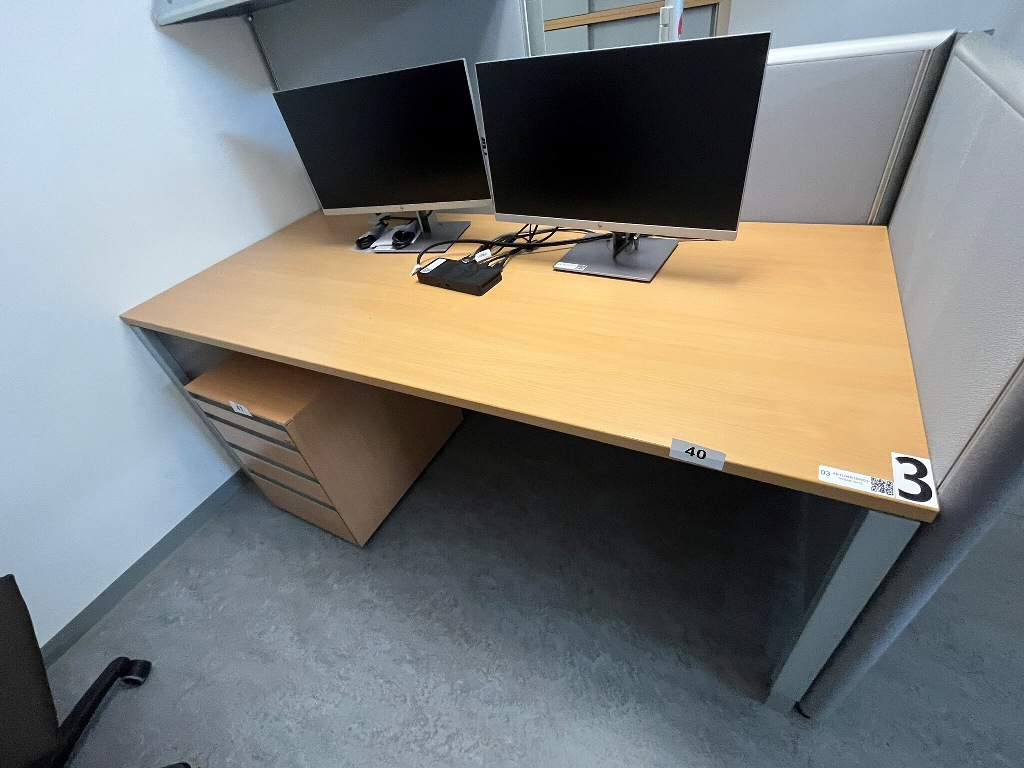 Hali Schreibtisch, ca. 180 x 80 cm?d=2026-09-23 23:53:55
