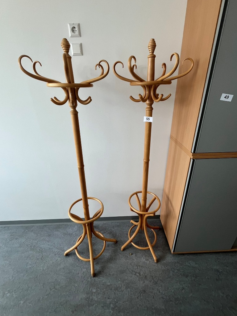 Kleiderst&auml;nder in Holz Altwiener Stil