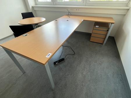 L-f�rmiger Schreibtisch, Ma�e: 180 x 80 cm und 160 x 60 cm