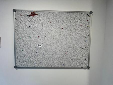 Pinnwand 120 x 90 cm