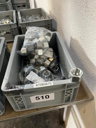 ca- 103 Stk. Verschraubungen ca- 103 Stk. Verschraubungen