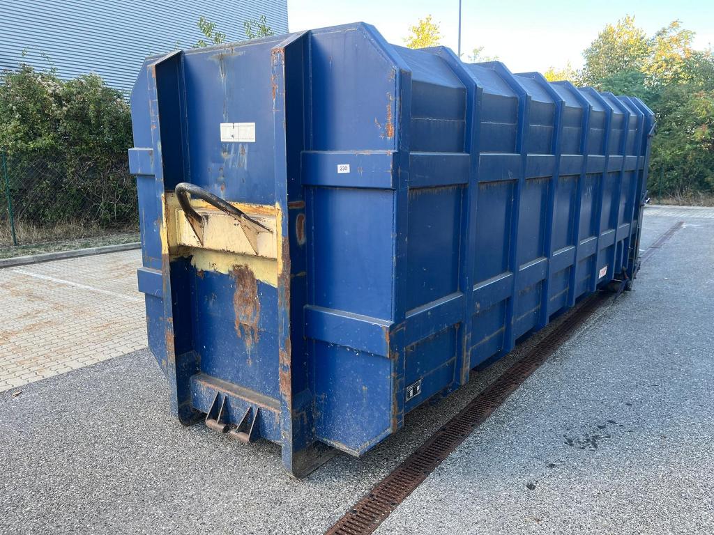 4 Stk. Abrollcontainer mit fixem Dach je ca. 26 m3?d=2026-10-13 22:43:09