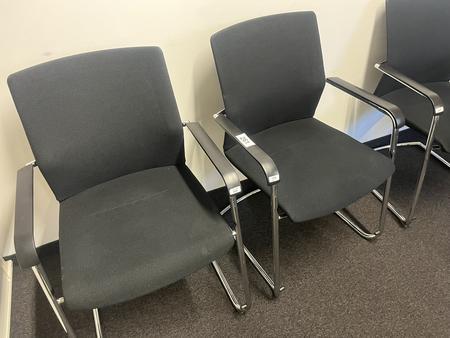 5 St�ck Wilkhahn Besprechungsst�hle mit Armlehne schwarz
