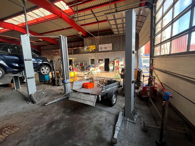 Marelli MM Superlift Hebeb&uuml;hne  4000 B, BJ. 2025 - 10, Kapazit&auml;t bis4000 kg, 380 V, 50 Hz, 2,2 KW, 589 kg?d=2026-10-23 10:30:19