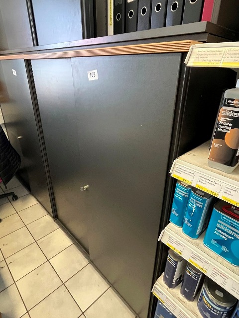 Bene Aktenschrank ca. 120 - 150 cm mit Aufsatz 120 x 80 cm
