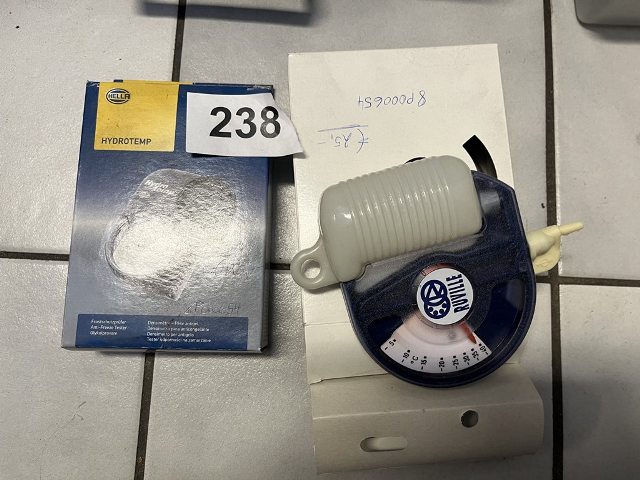 HELLA Frostschutzpr&uuml;fer