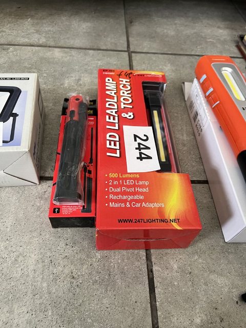 2 Stk. LED-Leuchten