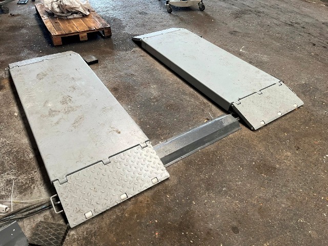 Scissor Lift Hebeb&uuml;hne Typ MMBU 304?d=2026-10-23 10:29:59