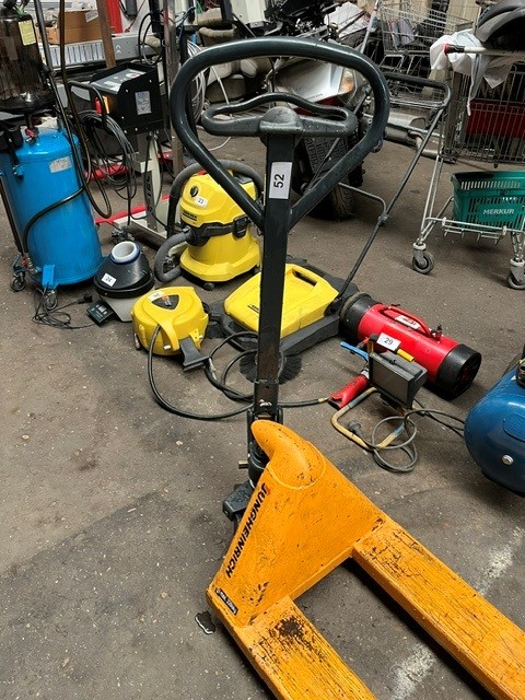Jungheinrich Palettenhubwagen?d=2026-10-23 10:29:58