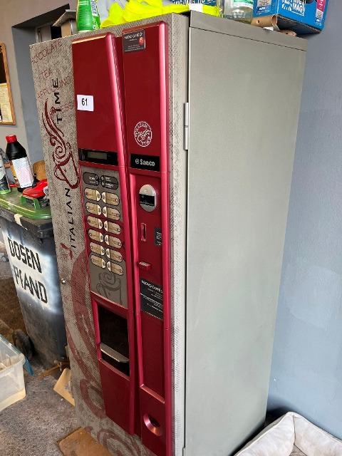 SAECO Kaffemaschine f&uuml;r 12 Hei&szlig;getr&auml;nke?d=2026-10-23 10:30:34