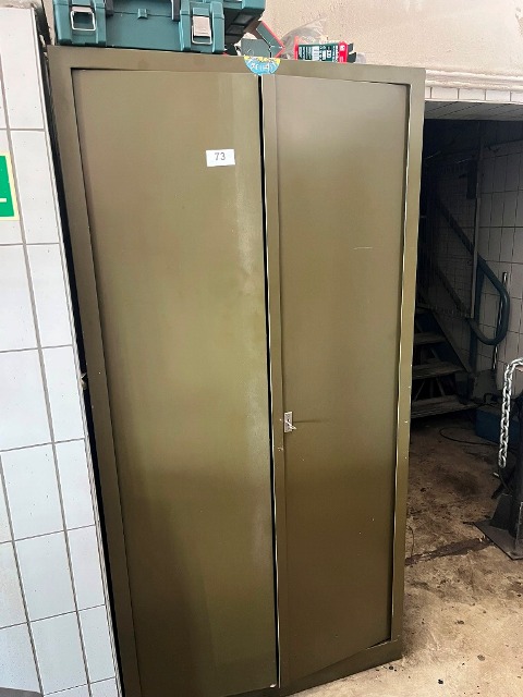 Werkzeugschrank ca. 100 x 45 x 200 cm?d=2026-10-23 10:30:42