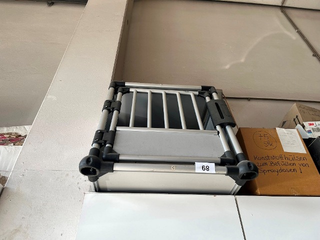 Hundebox in Alu?d=2026-10-23 11:12:43