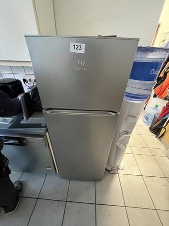 Indesit K�hlkombination, Ma�e ca. 54 x 54 x 145 cm