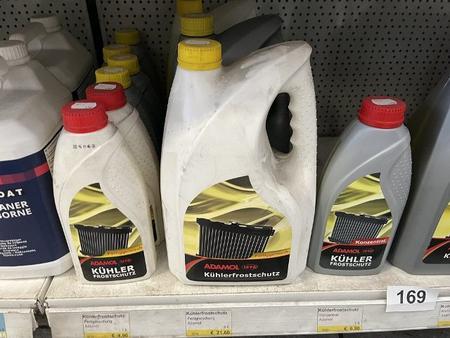 Regalinhalt an K�hlerfrostschutz
