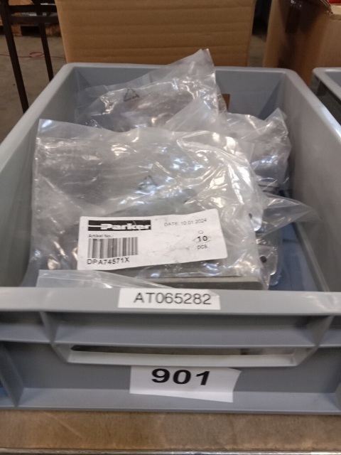 ca. 100 Stk. Montageplatten?d=2026-10-22 01:43:20