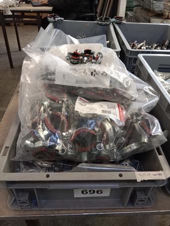 ca. 150 Rohrschellen in verschiedenen Gr��en