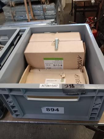 ca. 250 Stk. M12 x 50 Schrauben
