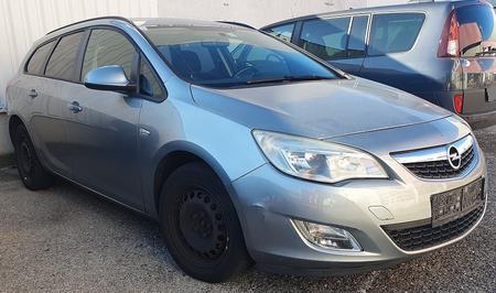 Opel Astra Kombi Sports-Tourer, BJ 2011, Farbe grau, fahrbereit, ohne Pickel, KM-Stand: 239.500, Diesel, 81 KW (110PS), Schaltgetriebe