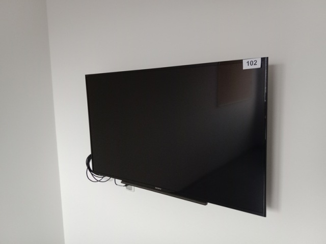 Sony Bravia TV, DIA 121 cm?d=2026-10-30 09:46:57