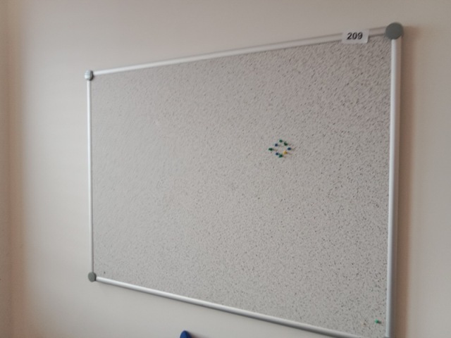 Pinnwand 120 x 90 cm?d=2026-10-30 09:40:28