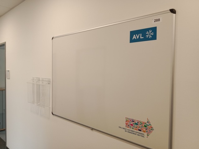 Whiteboard 150 x 100 cm?d=2026-10-30 09:27:05