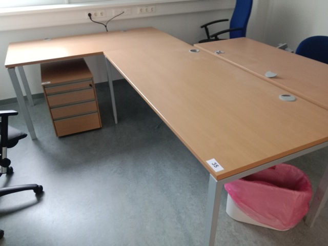L-f&ouml;rmige Schreibtisch-Kombination 260 x 80-160 cm?d=2026-10-30 09:40:28