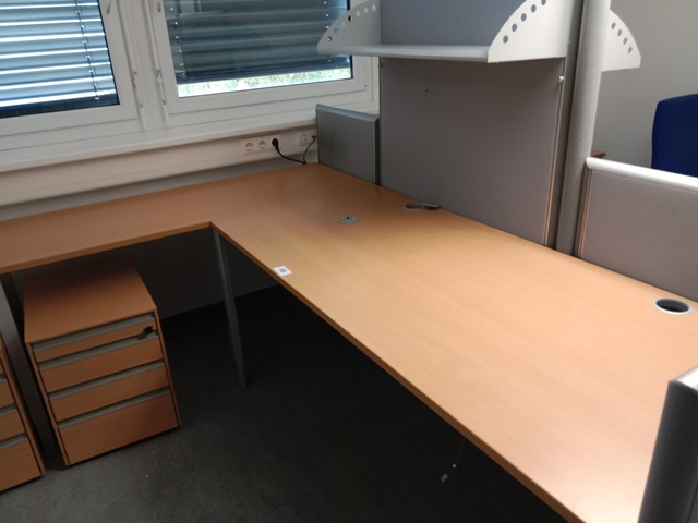 L-f&ouml;rmige Schreibtisch-Kombination 260 x 80-160 cm