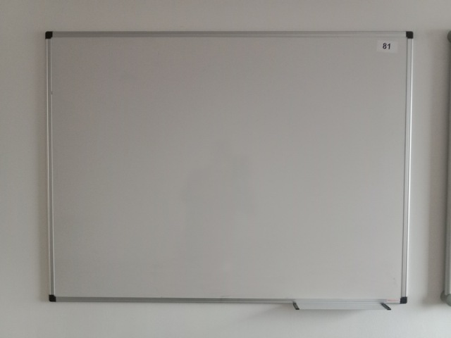 Whiteboard 120 x 90 cm?d=2026-10-30 09:40:21