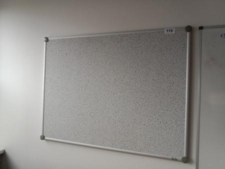 Pinnwand 120 x 90 cm Pinnwand 120 x 90 cm