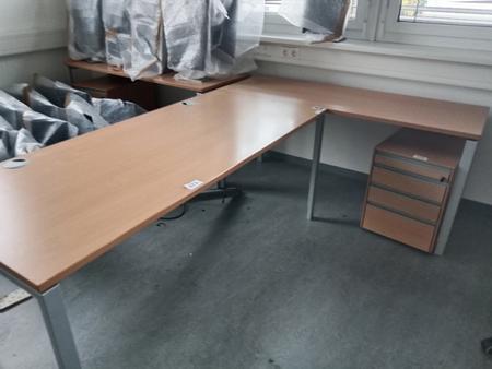 L-förmige Schreibtisch-Kombination 260 x 80-160 cm L-förmige Schreibtisch-Kombination 260 x 80-160 cm