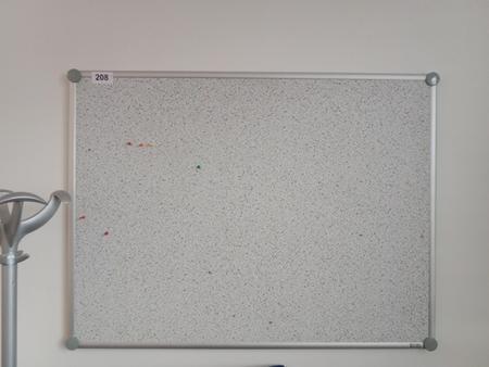 Pinnwand 120 x 90 cm Pinnwand 120 x 90 cm