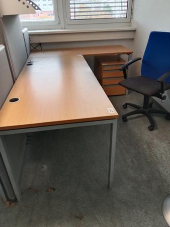 L-förmige Schreibtisch-Kombination 260 x 80-160 cm L-förmige Schreibtisch-Kombination 260 x 80-160 cm