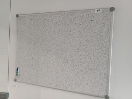 Pinnwand 120 x 90 cm Pinnwand 120 x 90 cm