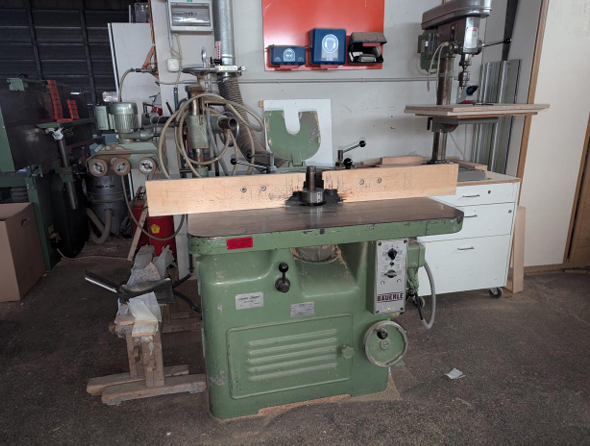 B&auml;uerle SFM2 Serie E Tischfr&auml;se/Spindelfr&auml;se inkl. Vorschubapparat
