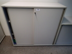 Schiebetürschrank 3 Ordnerhöhen ca.120x113 cm Schiebetürschrank 3 Ordnerhöhen ca.120x113 cm