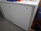 Schiebetürschrank 2 Ordnerhöhen ca. 120x78 cm Schiebetürschrank 2 Ordnerhöhen ca. 120x78 cm