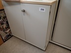 Flügeltürschrank ca.80x80 cm 2 Ordnerhöhen Flügeltürschrank ca.80x80 cm 2 Ordnerhöhen