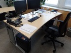 Einzelschreibtisch ca. 200x100 ( 90 ) cm Einzelschreibtisch ca. 200x100 ( 90 ) cm