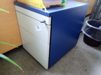 Rollcontainer mit Laden ca.43x60x57 cm Rollcontainer mit Laden ca.43x60x57 cm