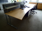 Einzelschreibtisch ca. 200x100 ( 90 ) cm Einzelschreibtisch ca. 200x100 ( 90 ) cm