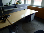 Einzelschreibtisch ca. 200x100 ( 90 ) cm Einzelschreibtisch ca. 200x100 ( 90 ) cm