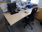 Einzelschreibtisch ca. 200x100 ( 90 ) cm Einzelschreibtisch ca. 200x100 ( 90 ) cm