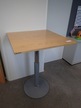 Stehtisch ca. 80x80 cm teleskopierbar Stehtisch ca. 80x80 cm teleskopierbar