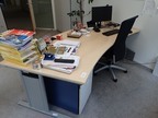 Chefzimmer-Schreibtisch ca. 250x100 cm mit Blende Chefzimmer-Schreibtisch ca. 250x100 cm mit Blende