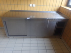 Edelstahl Arbeitstischmodul mit Schiebetüren, 2 Etagen, ca. 203 x 70 x 75 cm Edelstahl Arbeitstischmodul mit Schiebetüren, 2 Etagen, ca. 203 x 70 x 75 cm