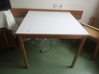Sozialraumtisch 80 x 80 cm, Arbeitsplatte weiß Sozialraumtisch 80 x 80 cm, Arbeitsplatte weiß