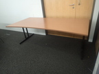 BENE Schreibtisch ca. 200 x 100 x 90 cm BENE Schreibtisch ca. 200 x 100 x 90 cm